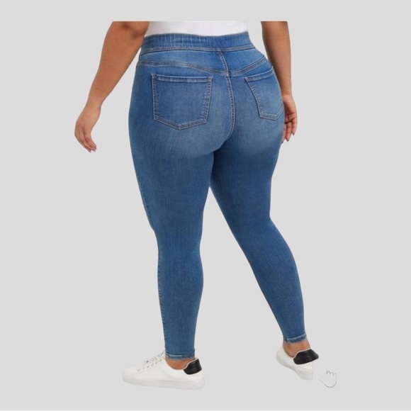 Torrid Pull On Distressed Lean Jean Skinny Super Soft High Rise Jeans - Size 2X - Picture 9 of 11